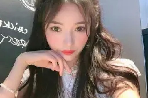 【边和领导做边接电话p】_高清免费完整版