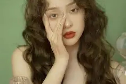 赵露思七月行程图出炉全是商务拍摄毫无进组或录制综艺的行程